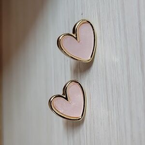 🔥LAST PAIR🔥 PEARLY PALE PINK HEART EARRINGS